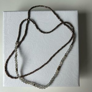 Beaded bracelet / necklace